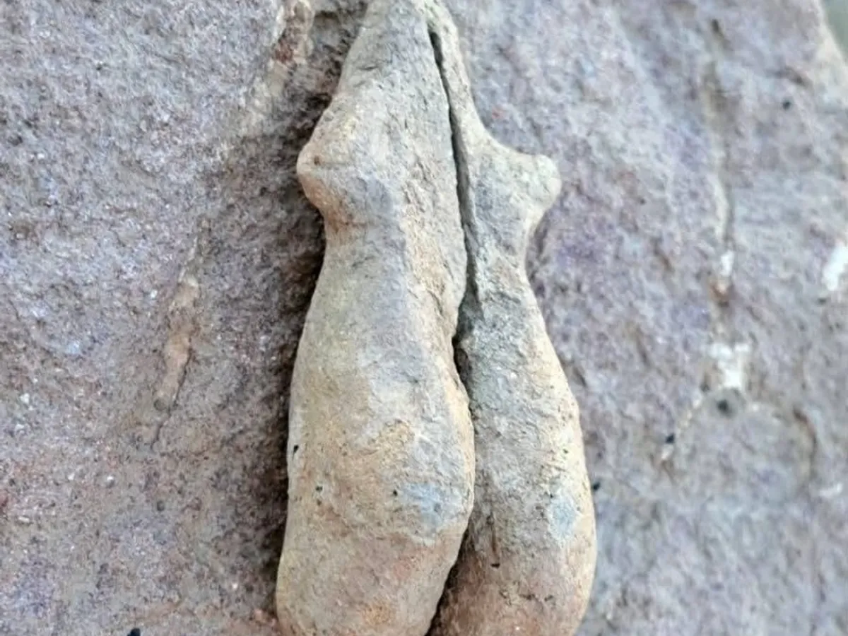 Figurina feminina