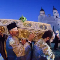 Pelerinaj la moaștele Sfintei Parascheva organizat de Mitropolia Moldovei / libertatea.ro