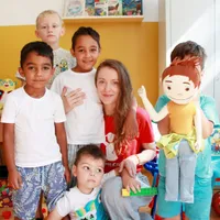 Segregarea copiilor romi în școli, interzisă pe hârtie, dar practicată pe teren. Foto Salvați copiii