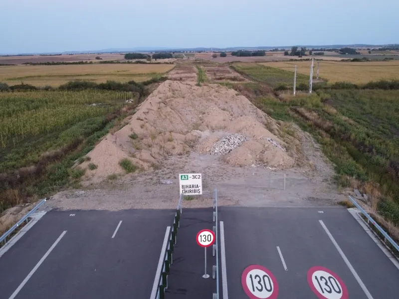 VIDEO 30 de km din Autostrada Transilvania se termină într-un morman de pământ. Rezilierea, amânată