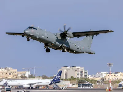 Avion de supraveghere al Italiei - Foto: Profimedia images