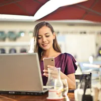 Cum îți poți începe propria afacere cu foarte puţini bani? Provocări, puncte slabe şi puncte tari - Fptp: Pexels/Andrea Piaquadio