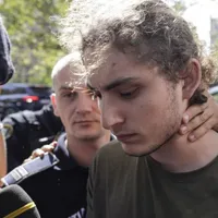 Vlad Pascu, „beizadeaua” drogată care a comis accidentul mortal de la 2 Mai, rămâne în închisoare - Foto: Profimedia images