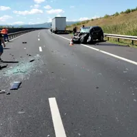 Accident grav, între un SUV și un TIR pe A1 Sebeş-Sibiu. / Foto: infotraficromania.ro