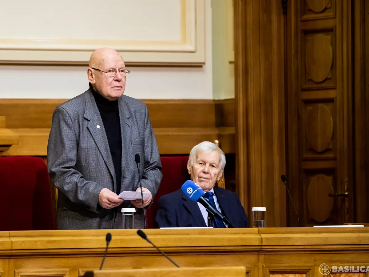 Mircea Florescu, Agenția de știri „Basilica“ a Patriarhiei Române