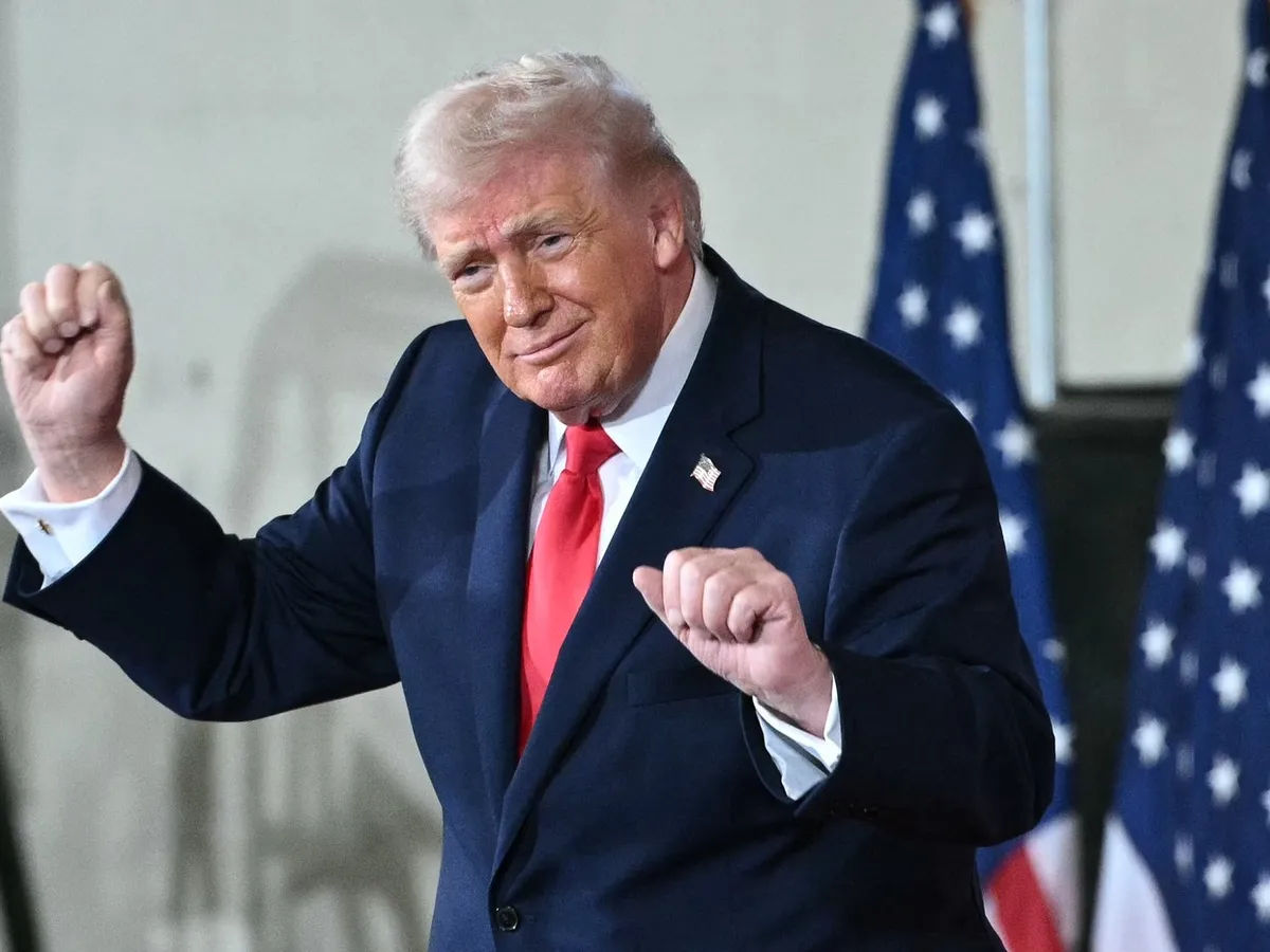 Trump a obținut concesii pe 100 de ani pe 65.000.000.000 barili de petrol din Venezuela. Elimină Rusia