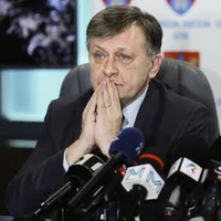 Crin Antonescu: „Îmi doresc ca domnul Georgescu să nu fie împiedicat să candideze" - Foto: INQUAM PHOTOS/Malina Norocea