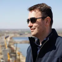 Drulă „privatizează” departamentul strategic CYBER din Autoritatea Aeronautică Civilă/FOTO: Facebook/Cătălin Drulă