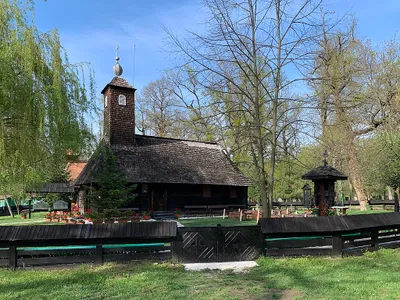 Biserica din lemn din Topla a ars complet într-un incenziu azi noapte. Era din 1746 foto: Muzeul Satului Banatean