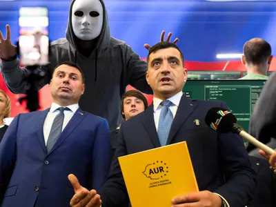 Vasile Costiuc și George Simion - Foto: Profimedia images