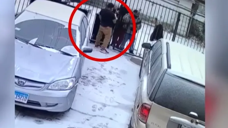 Momentul în care Aly Sadoveanu a fost împușcat de Florin Răducanu Foto: captură video