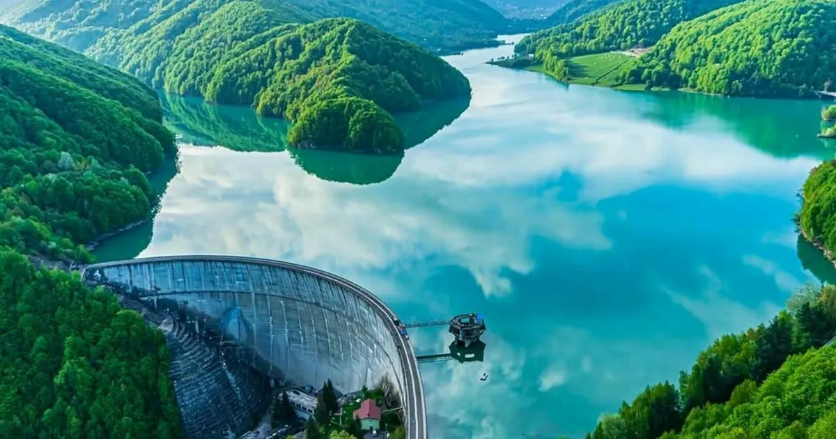 Cine este omul pus din nou la conducerea instituției-cheie • Newsweek România