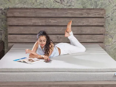 Persoană pe saltea - Foto: Pexels.com (Imagine cu rol ilustrativ)