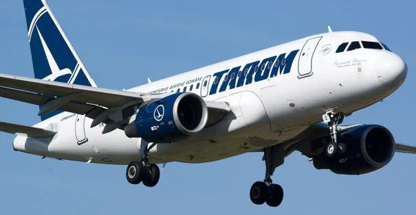 Avion TAROM/FOTO: TAROM