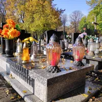 Un nou-născut şi un făt, descoperiţi într-o groapă acoperită pe jumătate într-un cimitir din Bihor : Foto: Arhivă / imagine cu caracter ilustrativ
