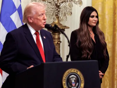 Trump și ambasadoarea SUA - Foto: Profimedia Images
