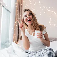 Femeie zâmbitoare - Foto: freepik (rol ilustrativ)