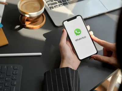 Escrocheria cu ”aprobarea creditului” se întoarce. Numărul pe care să NU îl salvezi în WhatsApp - Foto: Freepik (Rol ilustrativ)