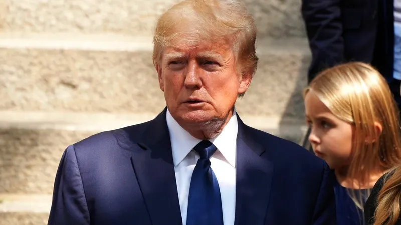 Donald Trump, acuzat în al treilea dosar - Foto: Profimedia Images