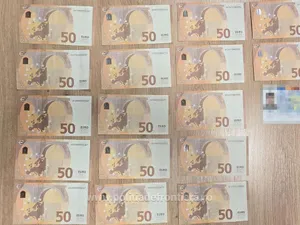 Prins la Aeroportul Internaţional Henri Coandă cu bancnote de 50 de euro false - FOTO Politia de Frontiera