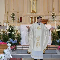 Catolicii serbează Paștele. Ortodocșii pomenesc un sfânt mare Foto: corpuschristicarolstream.org - rol ilustrativ