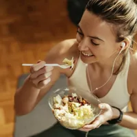 Ingredientul din bucătărie care te ajută să spui „adio” kilogramelor în plus. O sticlă costă 5 lei - Foto: Freepik