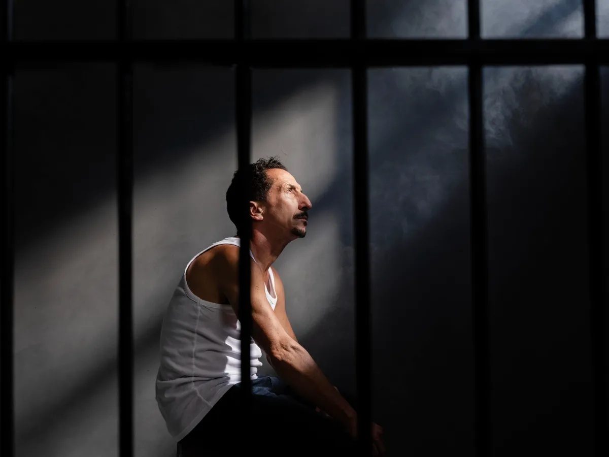 Român condamnat în Belgia după ce a încasat 40.000 de euro pentru o lucrare și a fugit în țară