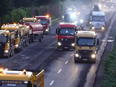 Experiment: 66 de kilometri de autostradă pe trei benzi, asfaltați în nici patru zile. În Germania! / Foto: ndr.de, captură video