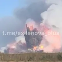Explozii colosale la unul dintre cele mai mari depozite de arme din Rusia. Evacuări în masă - Foto: X/ @LXSummer1