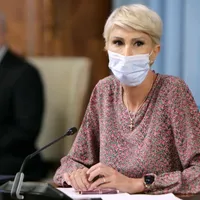 Ministrul Muncii şi Protecţiei Sociale, Raluca Turcan, i-a răspuns pe Facebook liderului PSD, Marcel Ciolacu, care o acuzase anterior că nu ştie ce legi a votat. / Foto: b1.ro