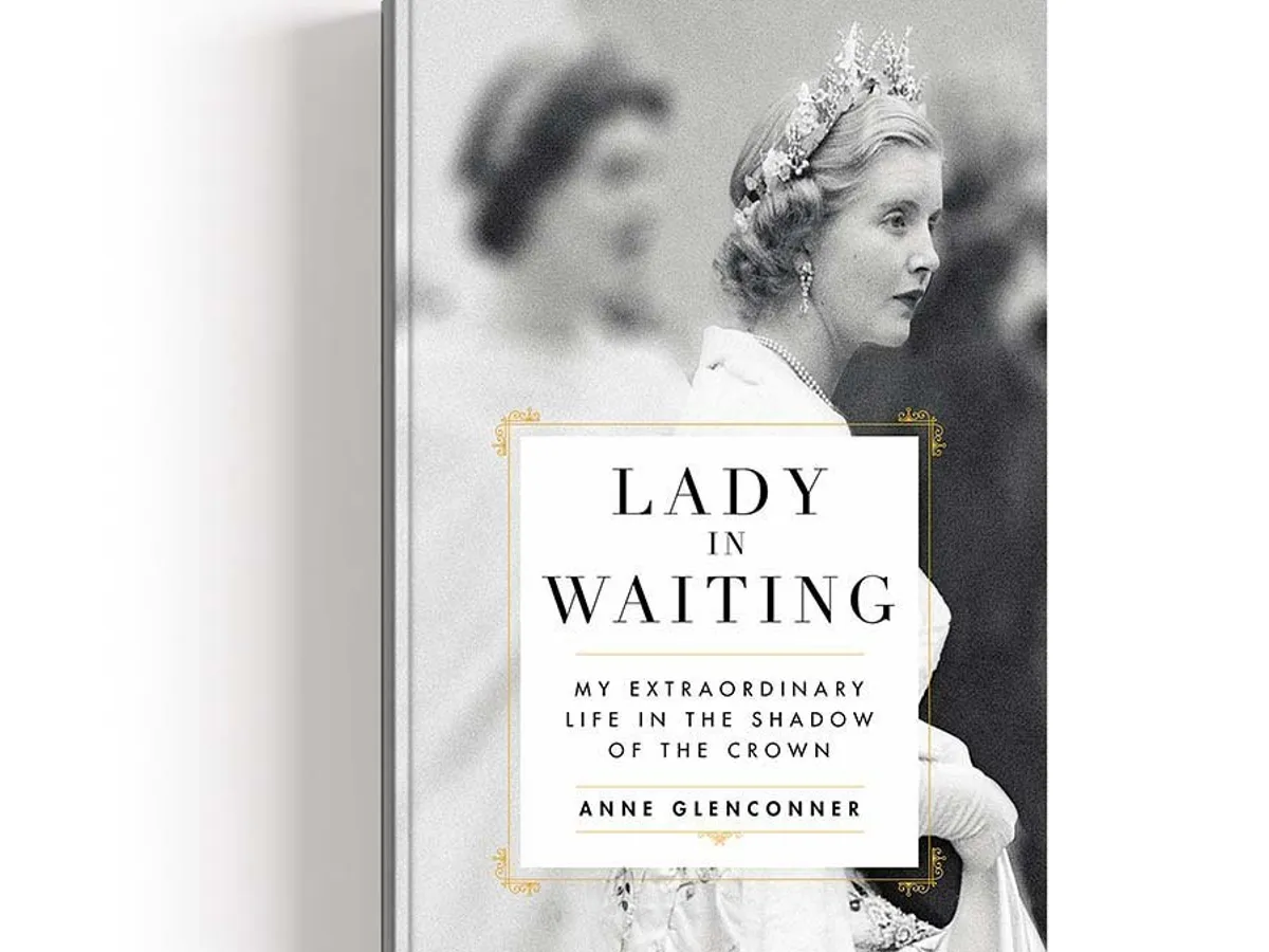 Lady in Waiting/ Doamna de onoare,  de Anne Glenconner