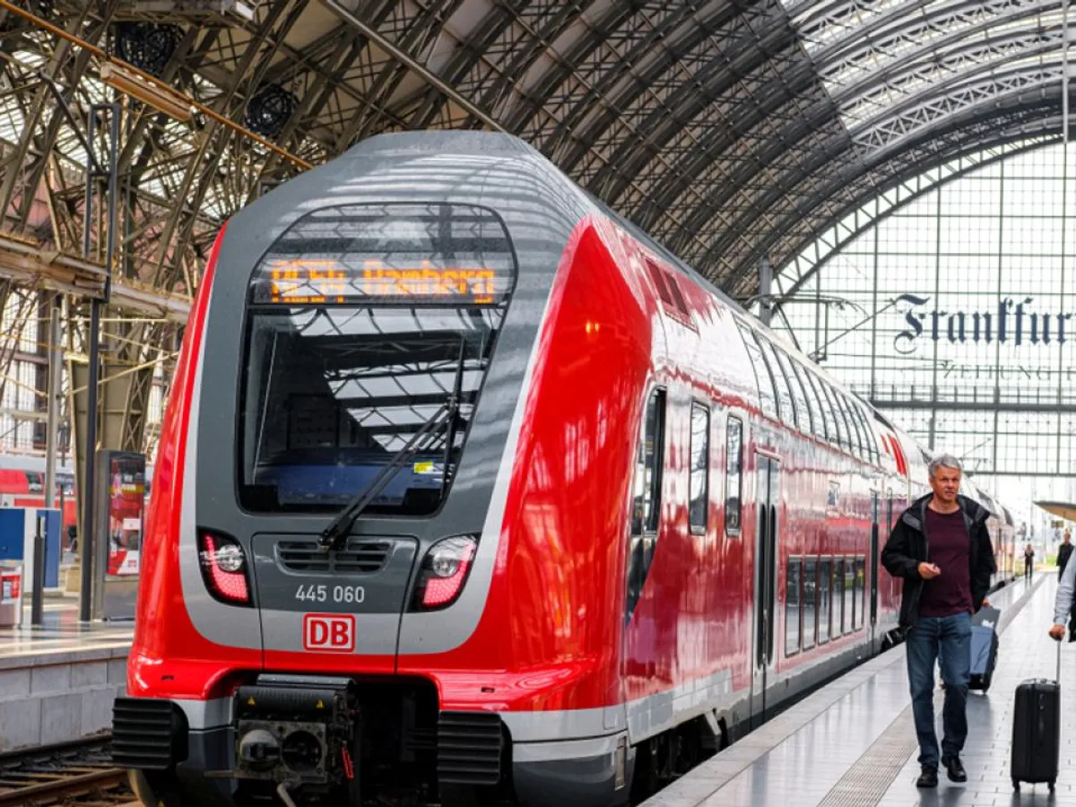 Deutsche Bahn avertizează pasagerii: pierderile s-au adâncit și dificultățile vor continua ani de zile