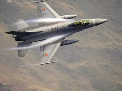 Miruță: Patru piloţi de F-16 trimişi la pregătire în SUA au primit 575.000 de dolari pentru închiriere de maşini