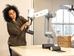 ABB Robotics și-a extins anul acesta automatizarea robotizată prin lansarea noilor familii de roboți colaborativi, supranumiți și „coboți“, GoFa