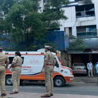 Incendiu la un spital COVID din Mumbai, India: 13 pacienți și-au pierdut viața. / Foto: mid-day.com