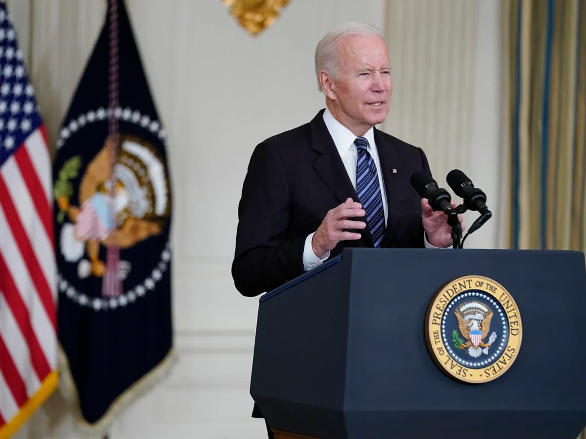 Planul de 1.000 de miliarde de dolari pentru infrastructură al lui Biden, votat de  Congresul SUA. / Foto: chicago.suntimes.com