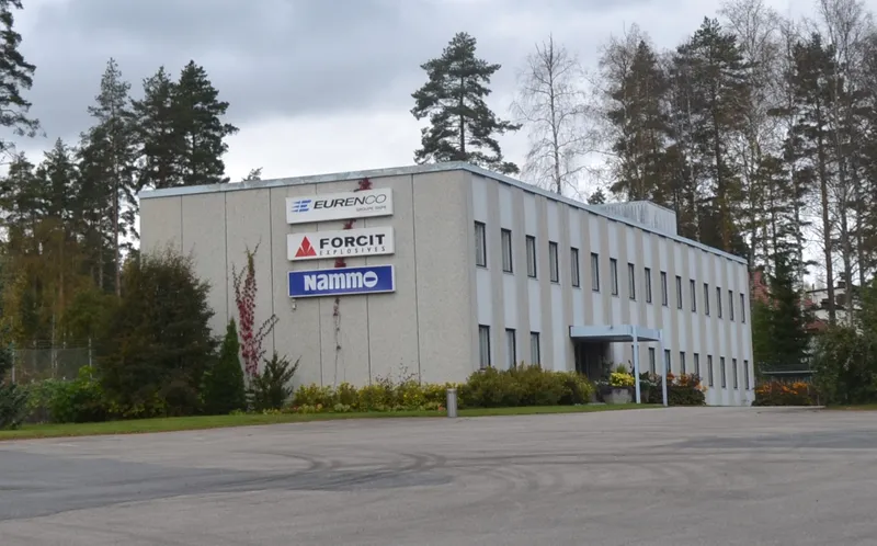 Explozie la o fabrica de praf de pușcă din Finlanda, soldată cu un mort - Foto: Militarnyi//Antti Lepp&auml;nen