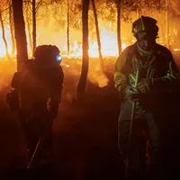 Un român a murit în incendiile din Grecia după ce clădirea în care se afla a fost cuprinsă de foc - Foto: Getty