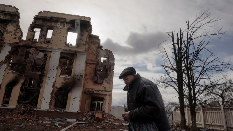 Oficial, Rusia nu atacă ținte civile. +1.150 de imobile de locuit, distruse de armata rusă în Harkov. / Foto: agerpres.ro
