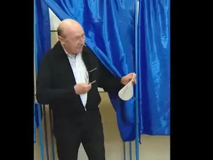 Alegeri prezidențiale 2025. Fostul președinte Traian Băsescu: „De acest vot depinde schimbarea” - Foto: captură video