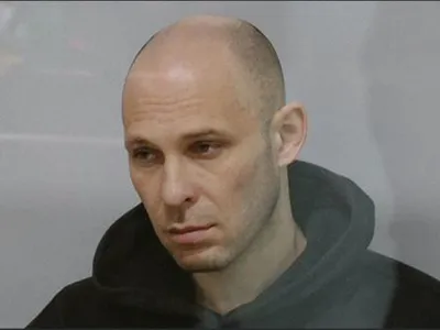 „L-a împușcat în ceafă cu mitraliera”. Soldat rus capturat în Ucraina, condamnat pe viață pentru executarea unor prizonieri de război