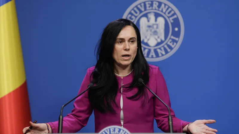 Ce se întâmplă cu indicele de corecție la recalcularea pensiei? Ministrul muncii: Ei sunt avantajați - Foto: INQUAM PHOTOS / Călin George