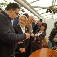 Marian Oprișan și Viorica Dăncilă Foto: Facebook