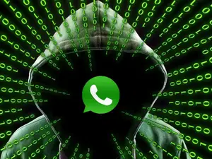 Hackerii încearcă să deturneze conturile de WhatsApp. Ce puteți face. / Foto: adaarnews.com