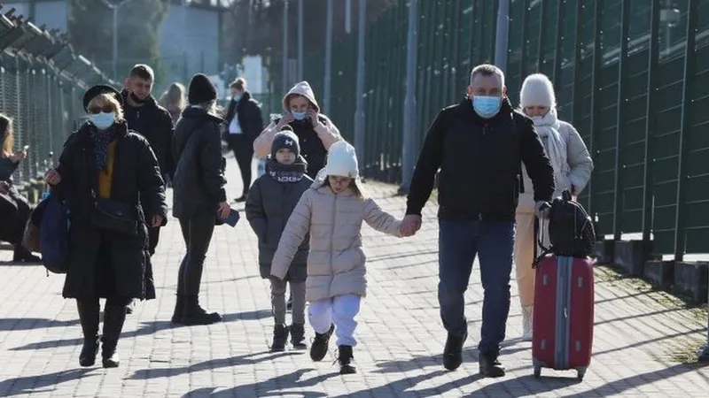 Peste 5.000 de refugiați din Ucraina au intrat, joi, în România în intervalul orar 00.00-16.00/FOTO: bbc.com