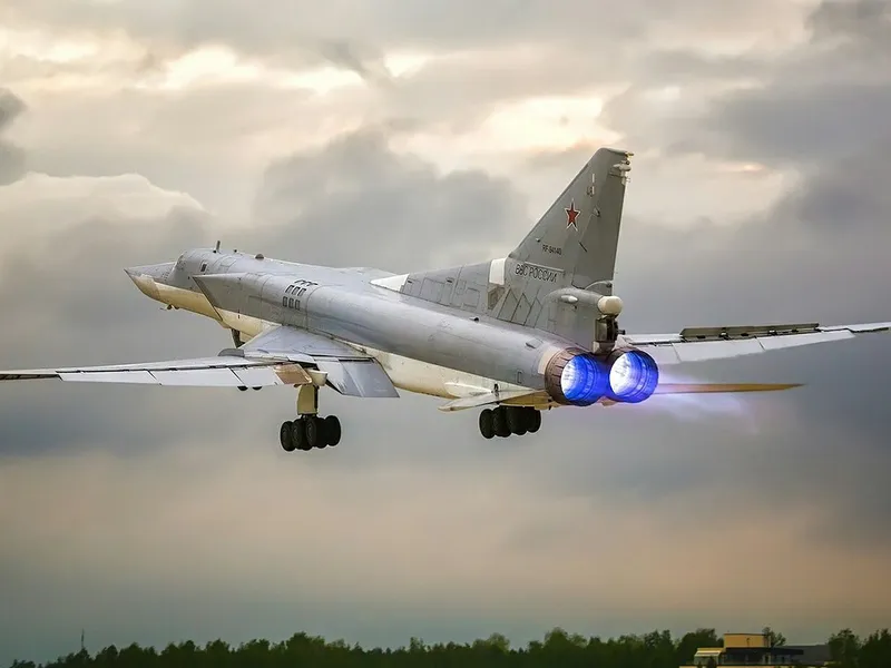 Racheta misterioasă cu care Ucraina a doborât un avion rusesc Tu-22M3. - Foto: profimedia Images (imagine cu caracter ilustrativ)