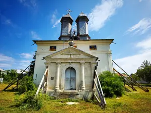 Un lăcaș de cult vechi de patru secole cu 50 de maici s-a prăbușit din cauza fenomenelor naturale Foto: Călător prin România