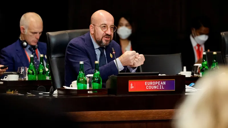 „Ajutorul pentru Ucraina trebuie să continue”, spune șeful Consiliului European. Kremlinul amenință - FOTO: Profimedia