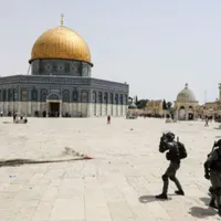 Noi ciocniri între palestinieni şi poliţiştii israelieni pe Esplanada Moscheilor/FOTO: Agerpres