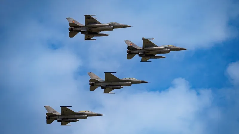 Rușii atacă la granița României. Tulcenii, alertați prin RO-Alert. 4 avioane, trimise la graniță - Foto: Profimedia images - Caracter ilustrativ